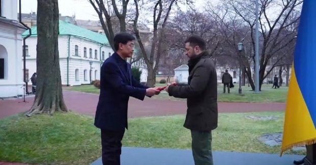 В Украине приступил к обязанностям новый китайский посол