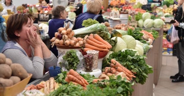 В Украине вновь падают цены на любимые овощи: какие и сколько они теперь стоят