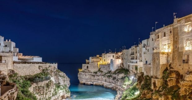 Назван итальянский городок, который каждый турист обязан внести в свой список желаемого посещения