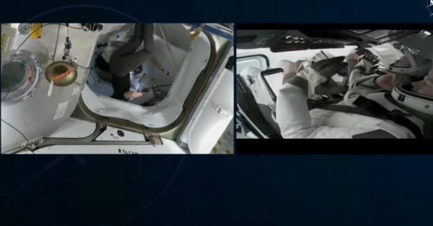 Корабль SpaceX спасает астронавтов, застрявших на МКС, и возвращает их на Землю