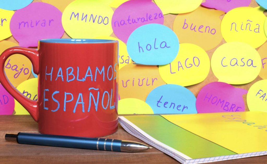 5 причин, чому вивчати іспанську онлайн вигідніше, ніж офлайн вивчати іспанську онлайн