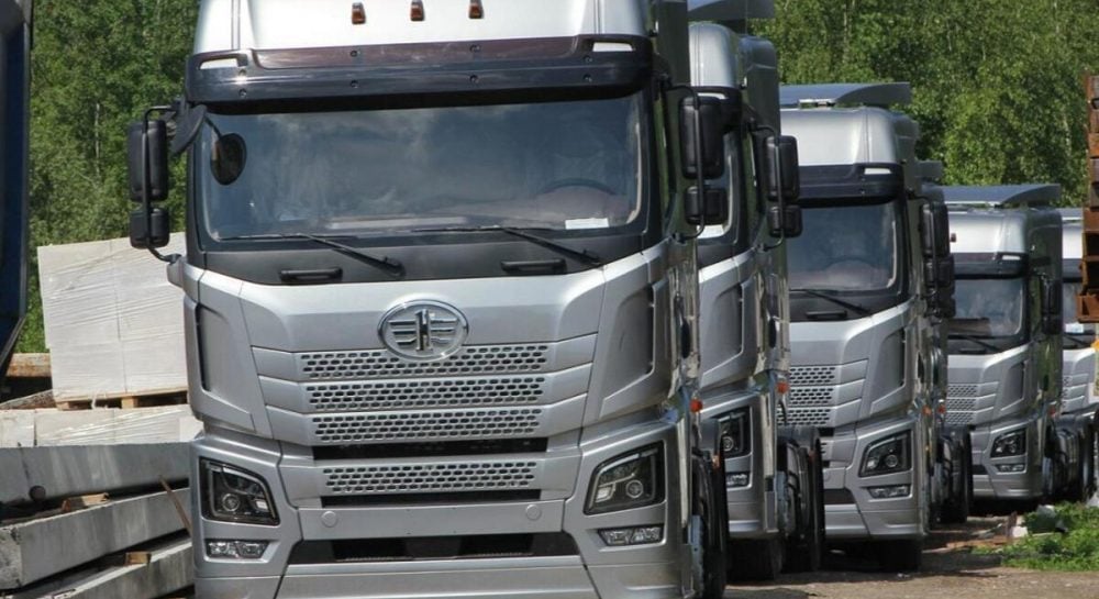 Падение отечественного автопрома: китайцы заняли свыше 50% российского рынка