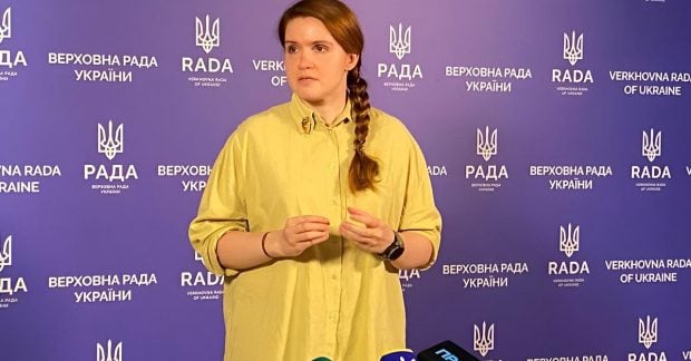 ВР не смогла отстранить Безуглую от должности, — депутат