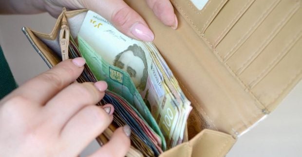 В следующем году средний доход составит более 30 тысяч гривен: прогноз от властей