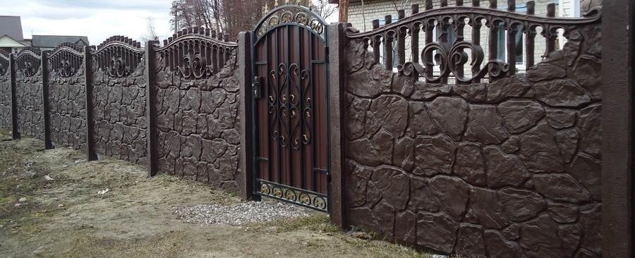 Как выбрать краску для забора: лучшие решения для дерева, металла и бетона