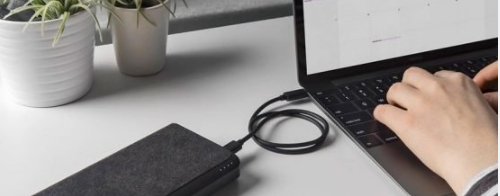 Как зарядить ноутбук от повербанка при отключении света