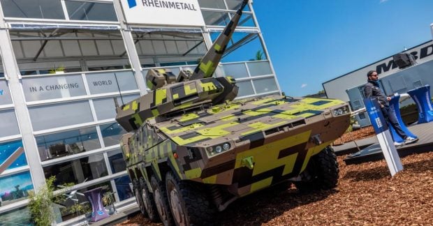 Трамп утверждает, что Украина способна одержать победу в конфликте, что повысило стоимость акций европейских оборонных предприятий.