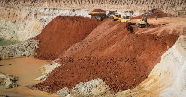 Сделка по недропользованию: американские инвесторы впервые исследовали месторождения Украины