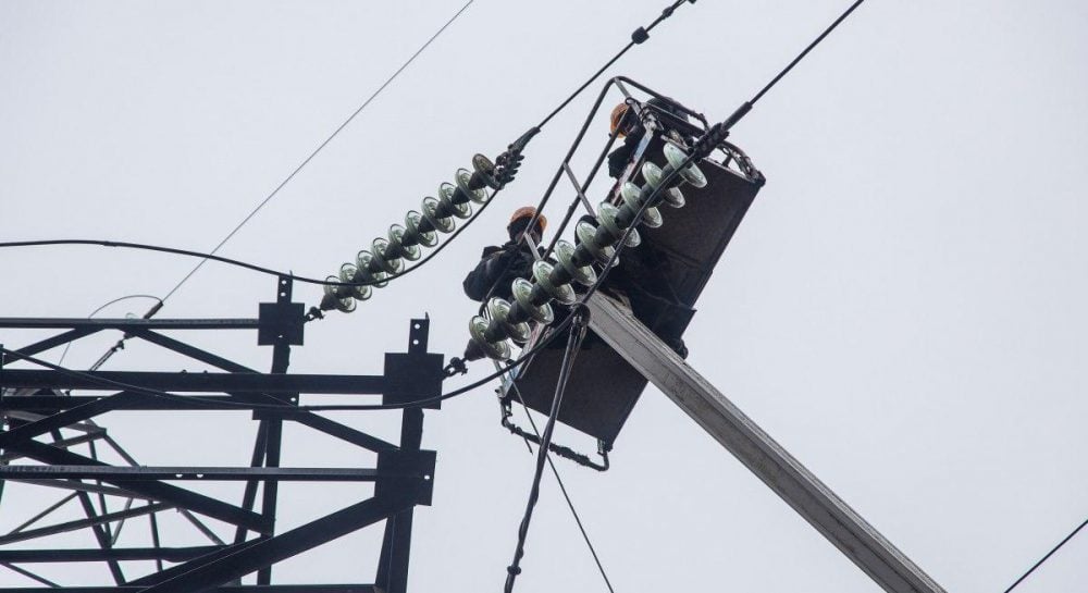 В некоторых регионах Украины устанавливаются расписания отключения электроэнергии после удара России.