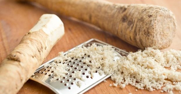 Украинцы обрадовались возвращению любимого соуса: конец кризису хрена.