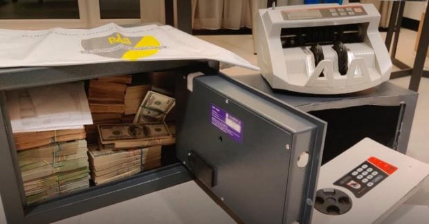 Энергетическая коррупция: задержанные уничтожали улики во время ареста по делу Энергетическая коррупция: задержанные уничтожали улики во время ареста по делу