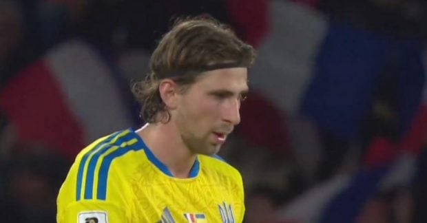 Сборная Украины потерпела сокрушительное поражение в ключевой игре отборочного этапа чемпионата мира Сборная Украины потерпела сокрушительное поражение в ключевой игре отборочного этапа чемпионата мира