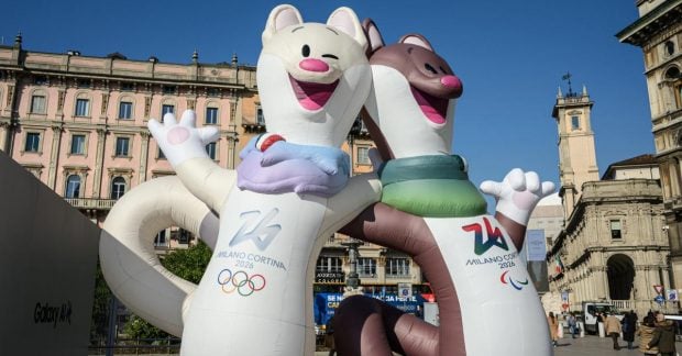 В Греции вспыхнул олимпийский огонь в честь зимних Игр-2026 видео В Греции вспыхнул олимпийский огонь в честь зимних Игр-2026 видео