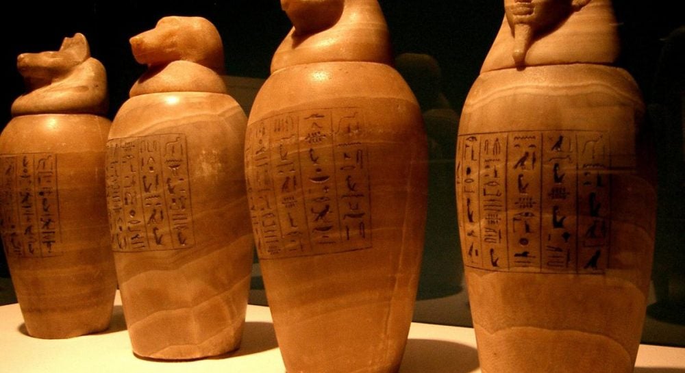 В Египте нашли неосвященную усыпальницу, поразившую опытных исследователей В Египте нашли неосвященную усыпальницу, поразившую опытных исследователей