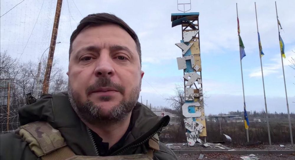Зеленский опубликовал видео из Купянска, захваченного Путиным еще в ноябре Зеленский опубликовал видео из Купянска, захваченного Путиным еще в ноябре