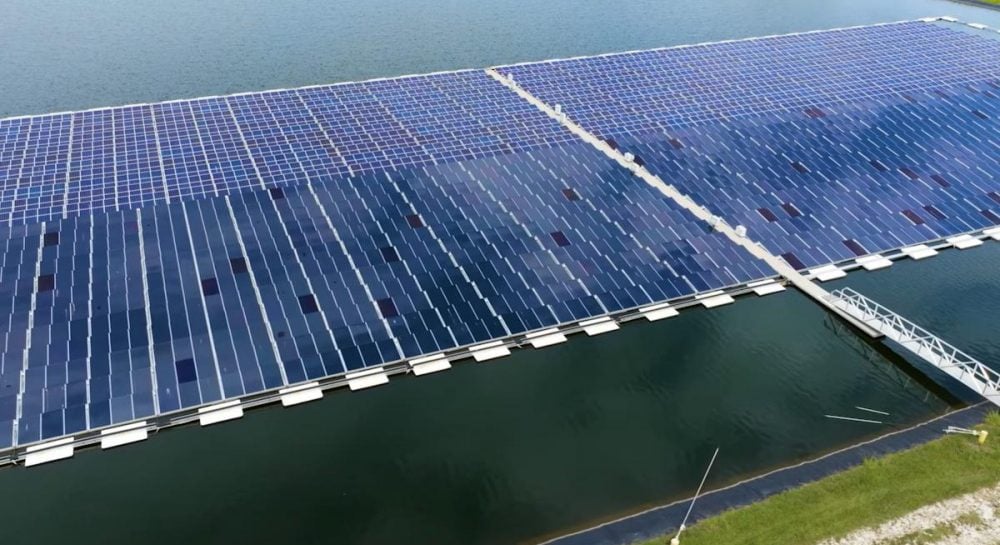 Тренд плавучих солнечных панелей вызывает опасения у ученых Тренд плавучих солнечных панелей вызывает опасения у ученых
