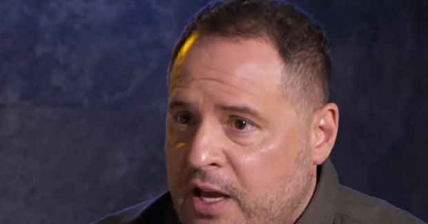 Зеленский исключил Ермака из СНБО и Ставки главнокомандующего Зеленский исключил Ермака из СНБО и Ставки главнокомандующего