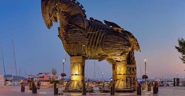 Троянская война: миф или реальность? Журналисты проясняют истину Троянская война: миф или реальность? Журналисты проясняют истину