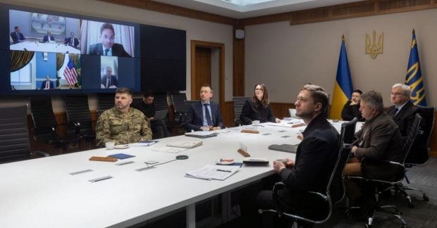 Зеленский поделился подробностями разговора с США о восстановлении Украины Зеленский поделился подробностями разговора с США о восстановлении Украины