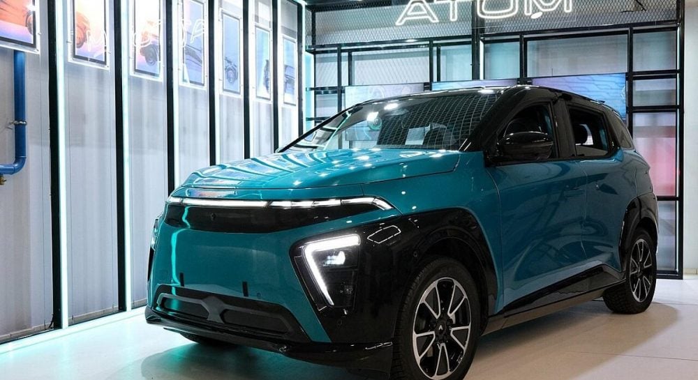 Выглядит как «китаец», но цена как у «Теслы»: Россия запускает продажи собственного электромобиля Выглядит как "китаец", но цена как у "Теслы": Россия запускает продажи собственного электромобиля