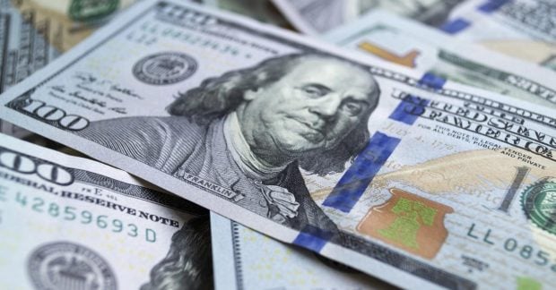 Доллар вырос на фоне падения цен на золото: мнение аналитиков о будущем Доллар вырос на фоне падения цен на золото: мнение аналитиков о будущем