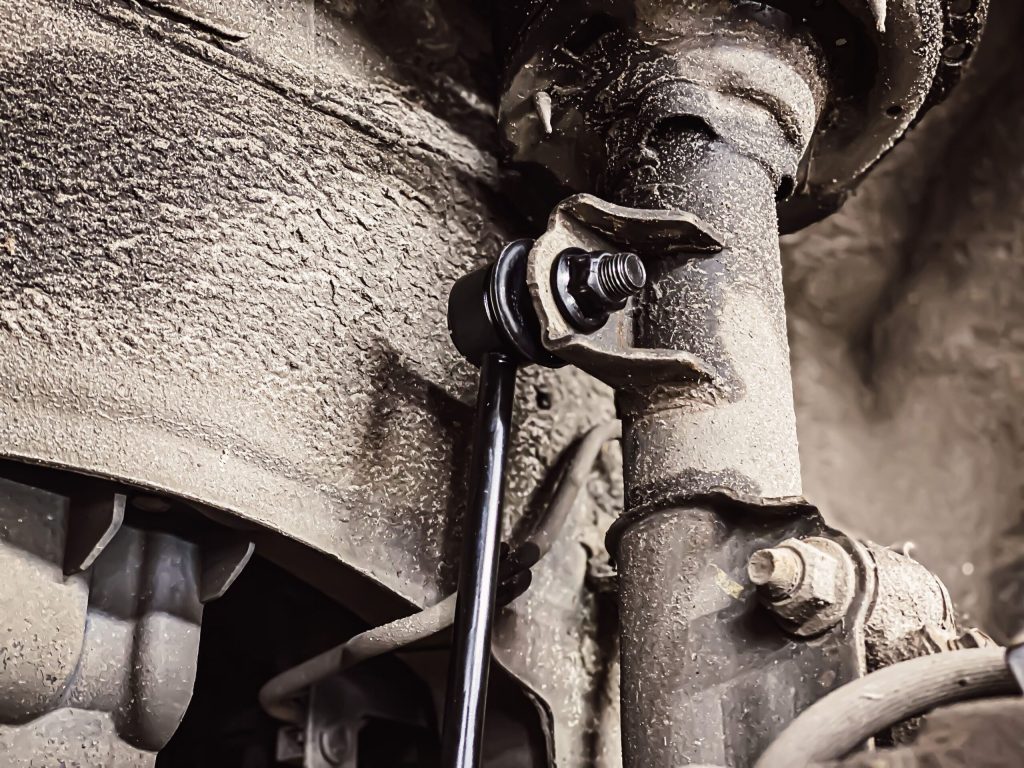 5 ознак несправних стійок стабілізатора, які не можна ігнорувати